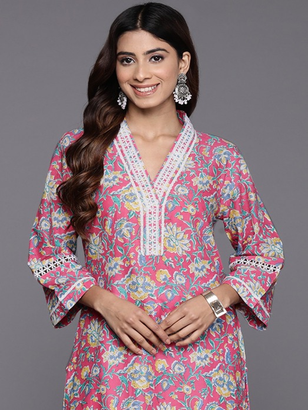 Varanga Floral Printed Flared Sleeves Pure Cotton Kurta - Kurtas for Women 26748866 | Myntra