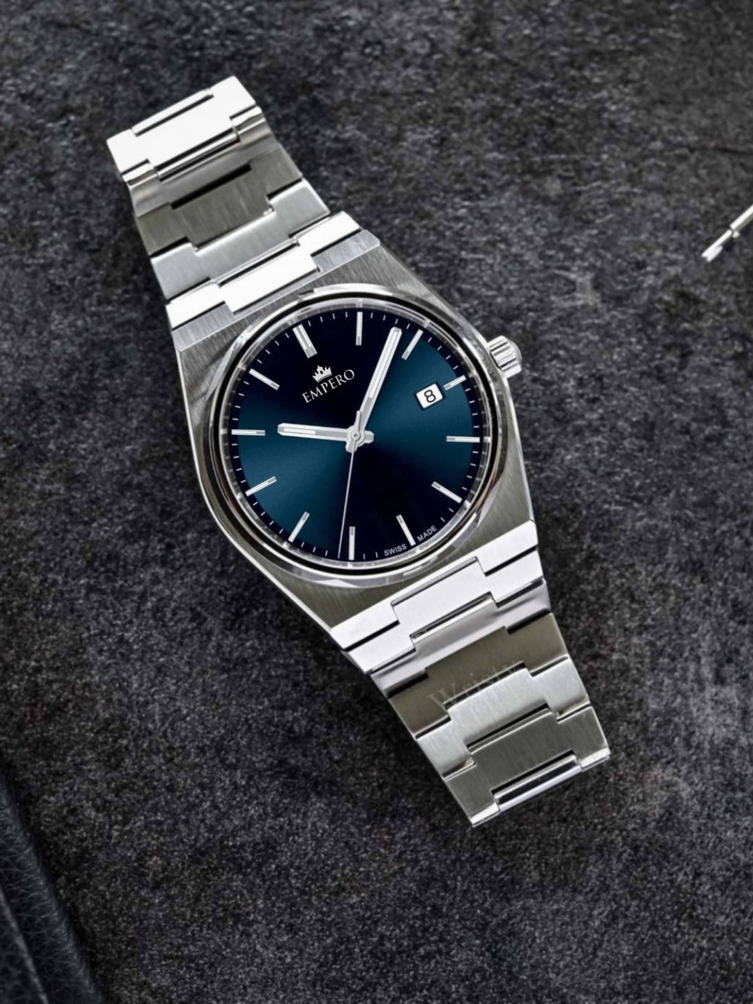 EMPERO Men Brass Embellished Dial & Stainless Steel Straps Analogue Multi Function Watch EAB217 Date Dark