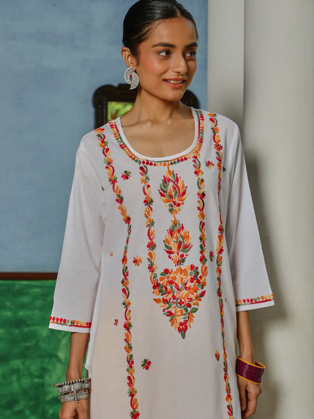 House of Chikankari Women White Solid Chikankari Cotton Long Kurta
