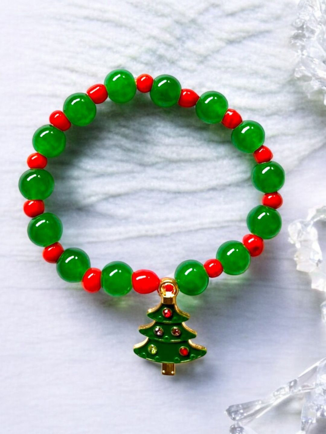 The Roadster Lifestyle Co Men Christmas Tree Charm Beads Bracelet