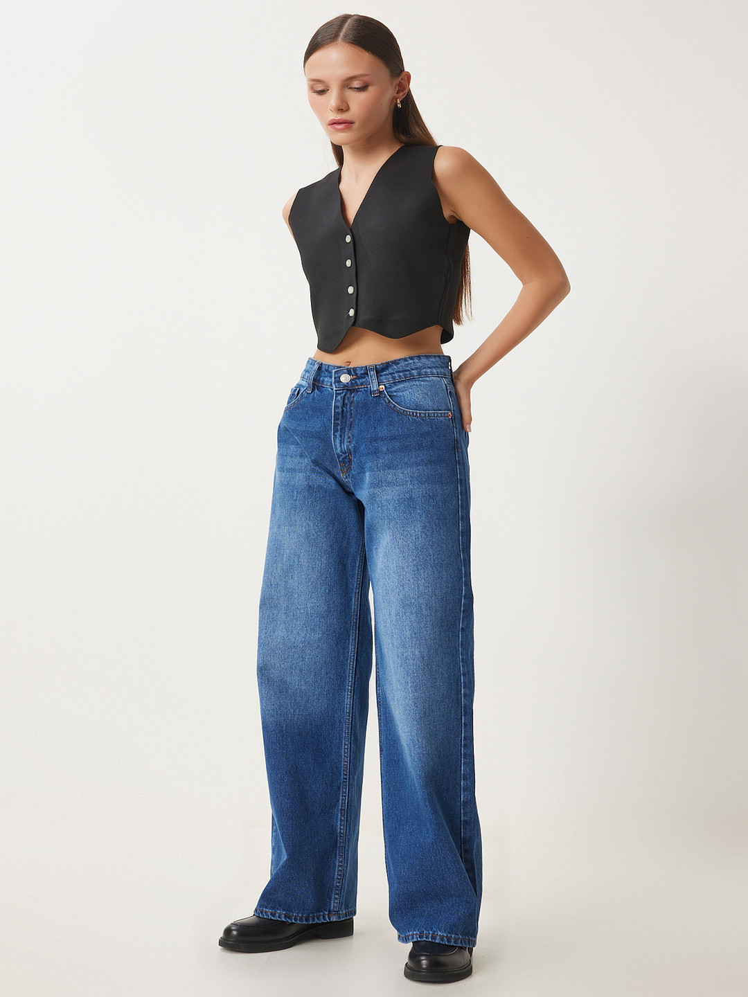 Happiness istanbul Women Mid-Rise Pure Cotton Light Fade Jeans