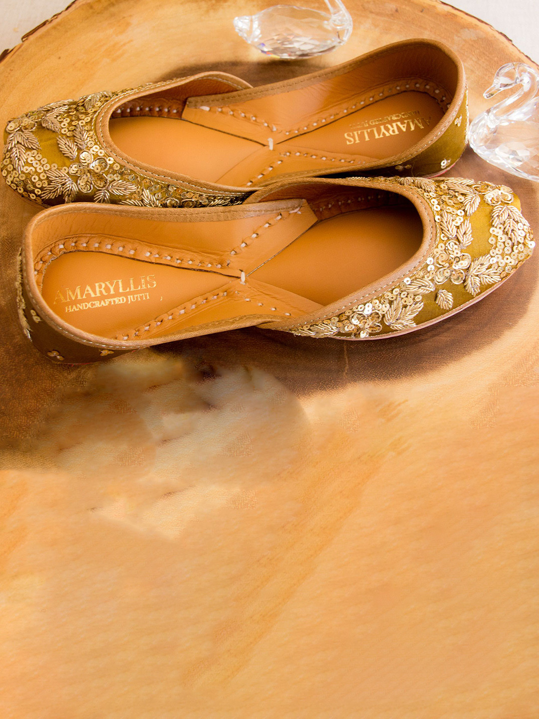 Amaryllis for her Women Gold-Coloured Embellished Ethnic Mojaris Flats