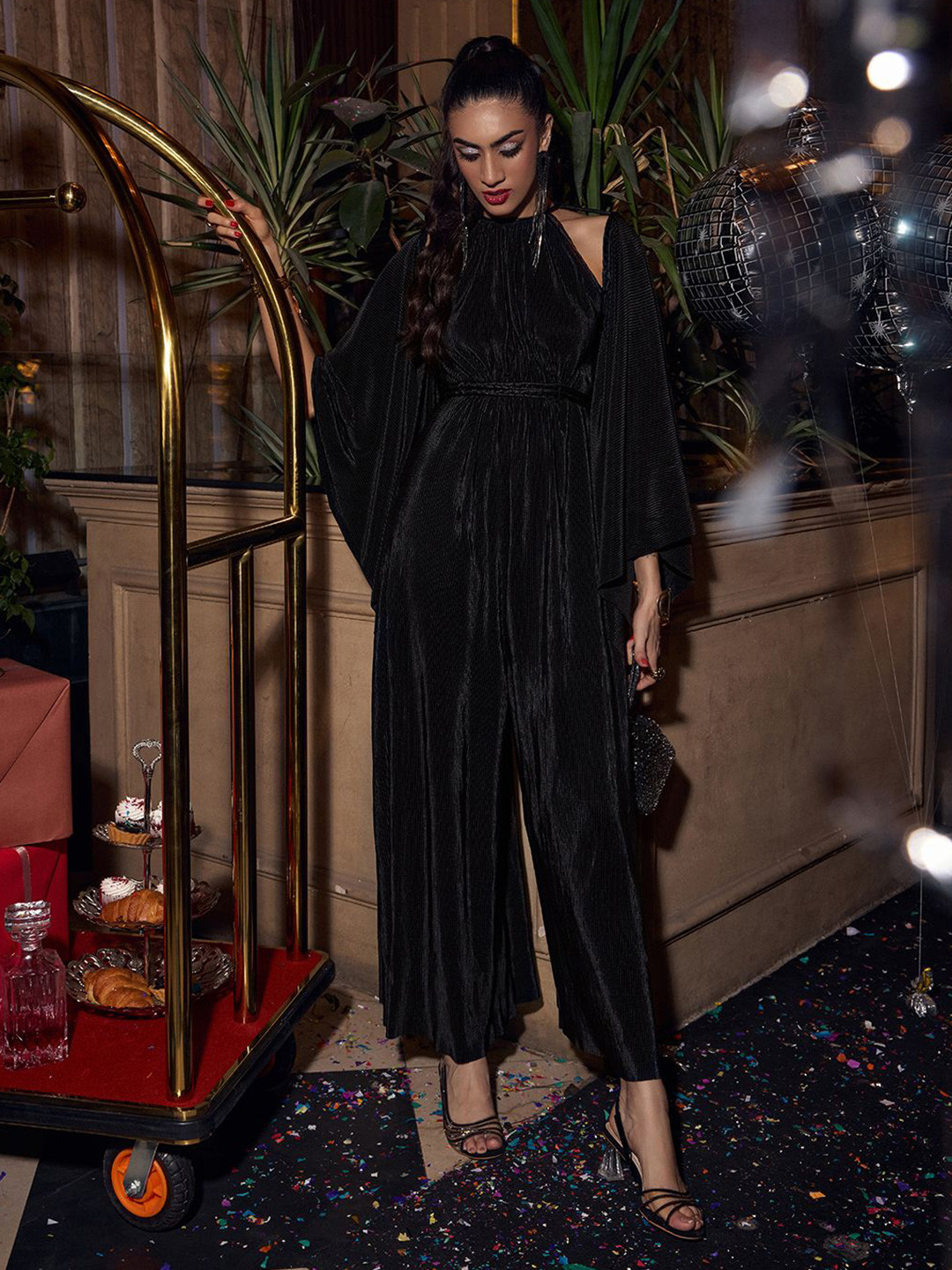 HOUSE OF FETT Halter Neck Basic Jumpsuit