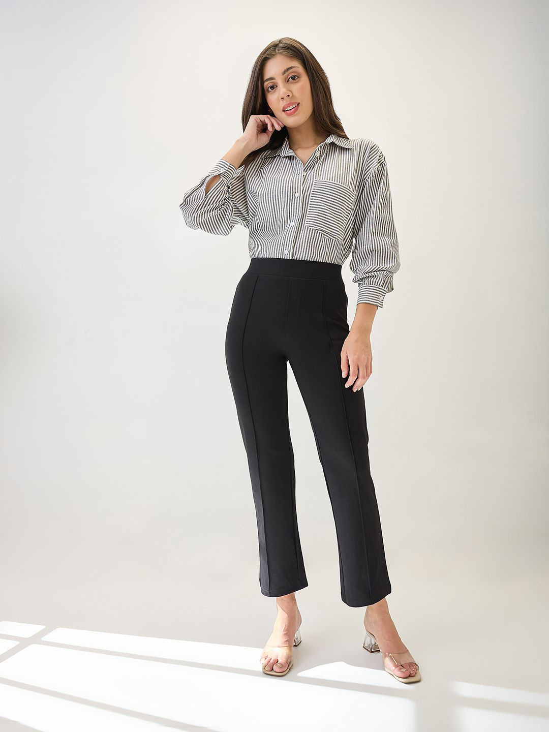 Globus Solid Mid-Rise Flat Front Korean Trousers