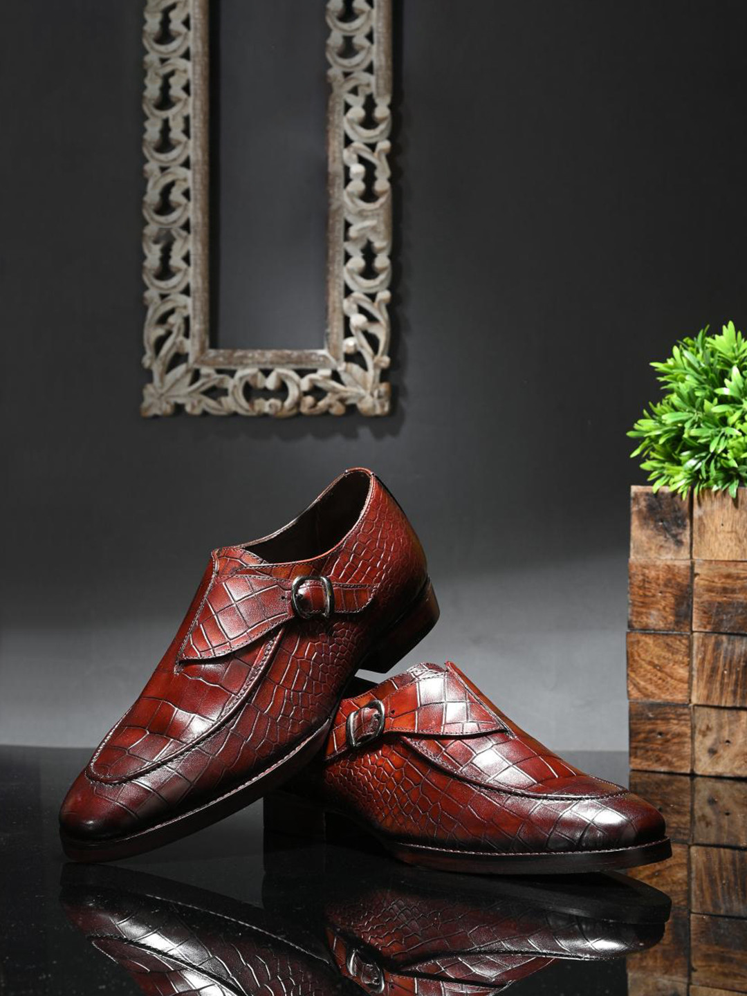 MILLE DOLLARI Men Textured Leather Formal Monk Shoes