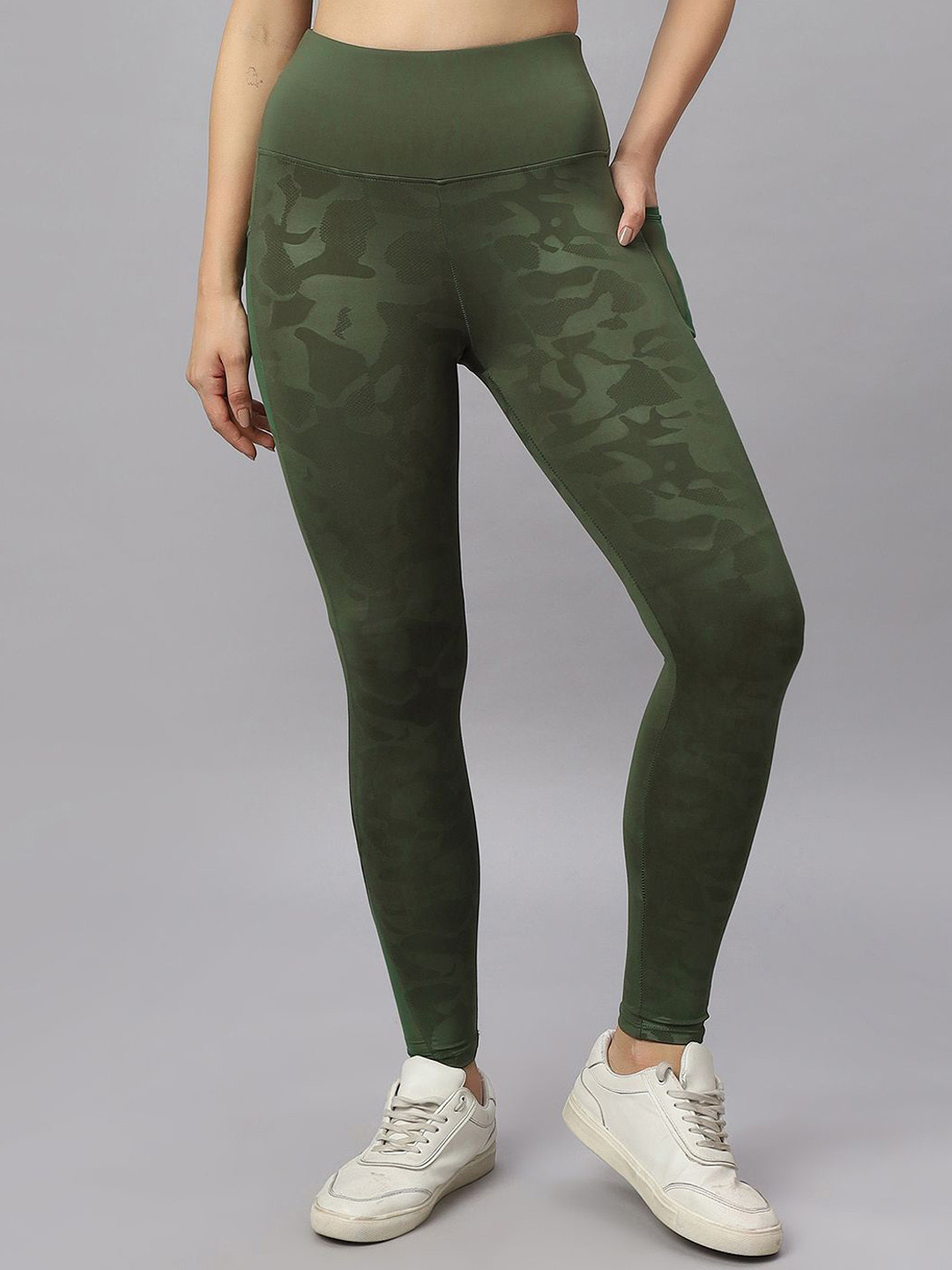 Soie Women's High-Waist Ankle-Length Comprassion Quick Dry Embossed Sports Leggings