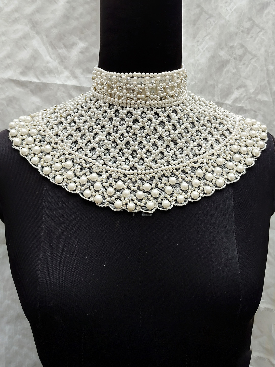 AQSA BOTIQUE Cotton Blend Beaded Necklace