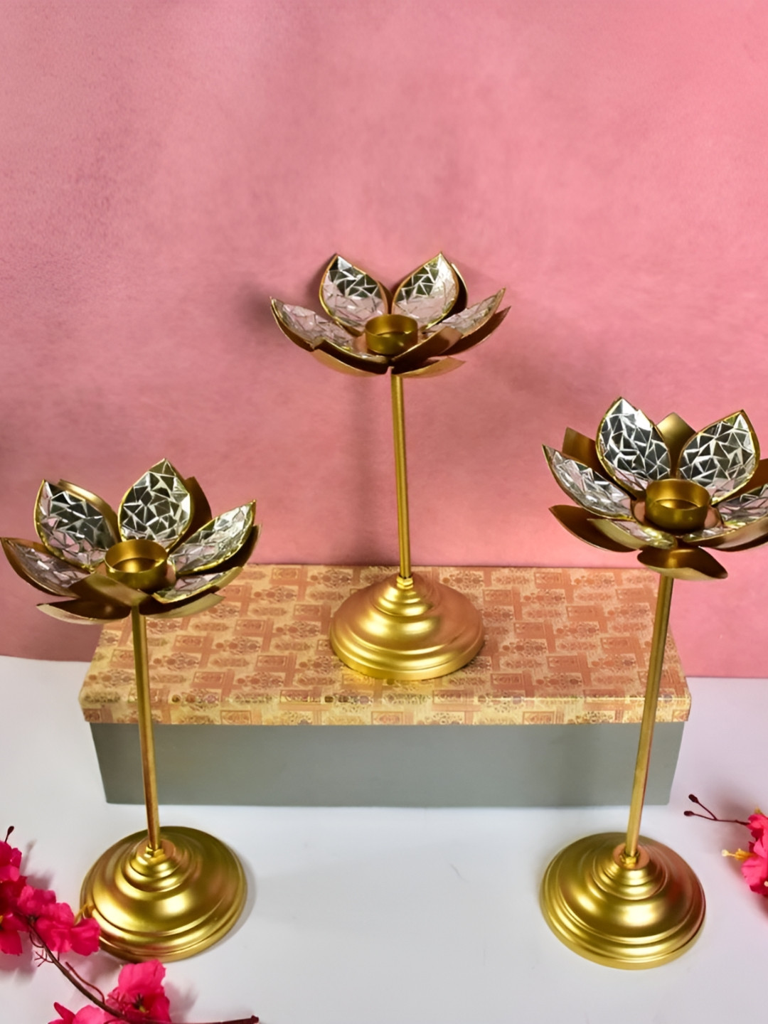 THE HOME CO. 3-Pcs Yellow & Silver Lotus Stick Candle Holder