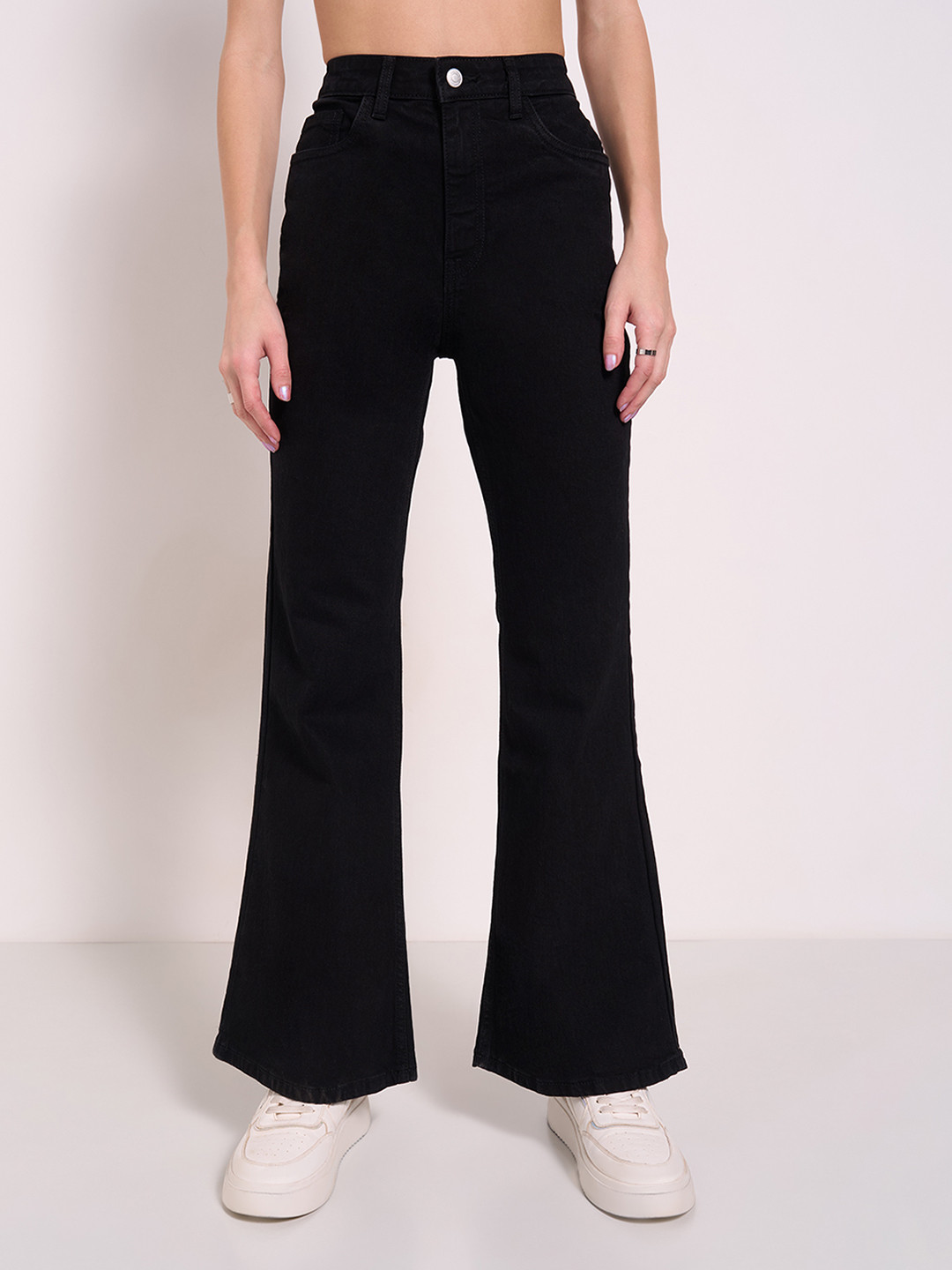 People Women Tapered Fit High-Rise Slash Knee Jeans