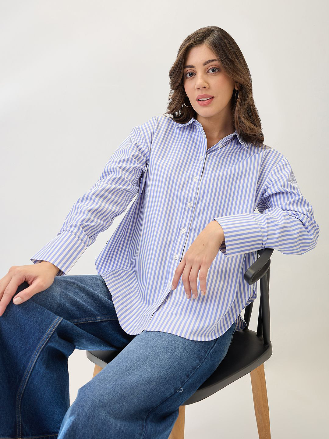 Globus Women Blue Cuffed Sleeves Vertical Stripes Curved Hem Oversized Workwear Oversized Shirt