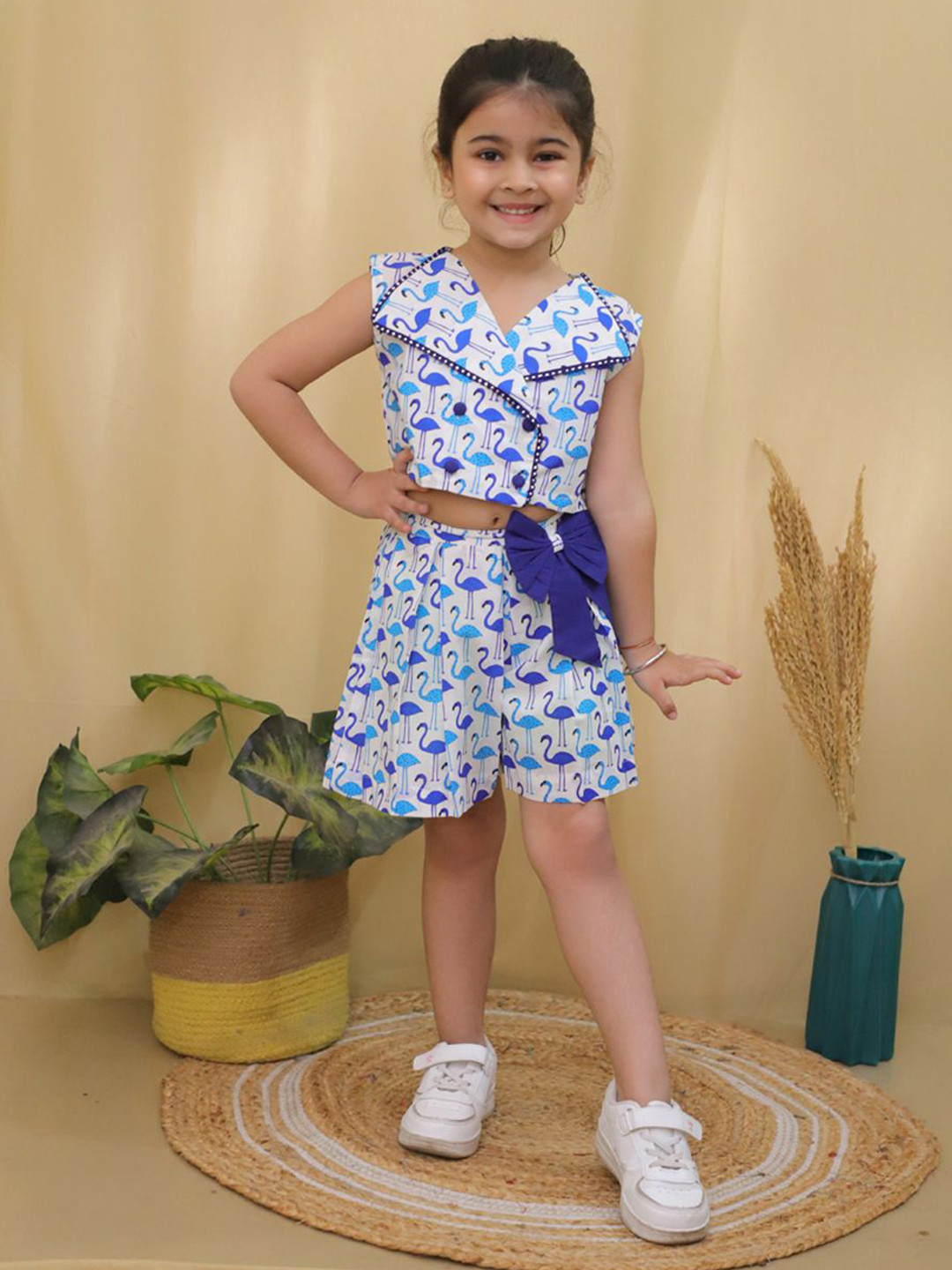 Aj DEZInES Girls Swan Printed Shirt Collar Cotton Top with Shorts