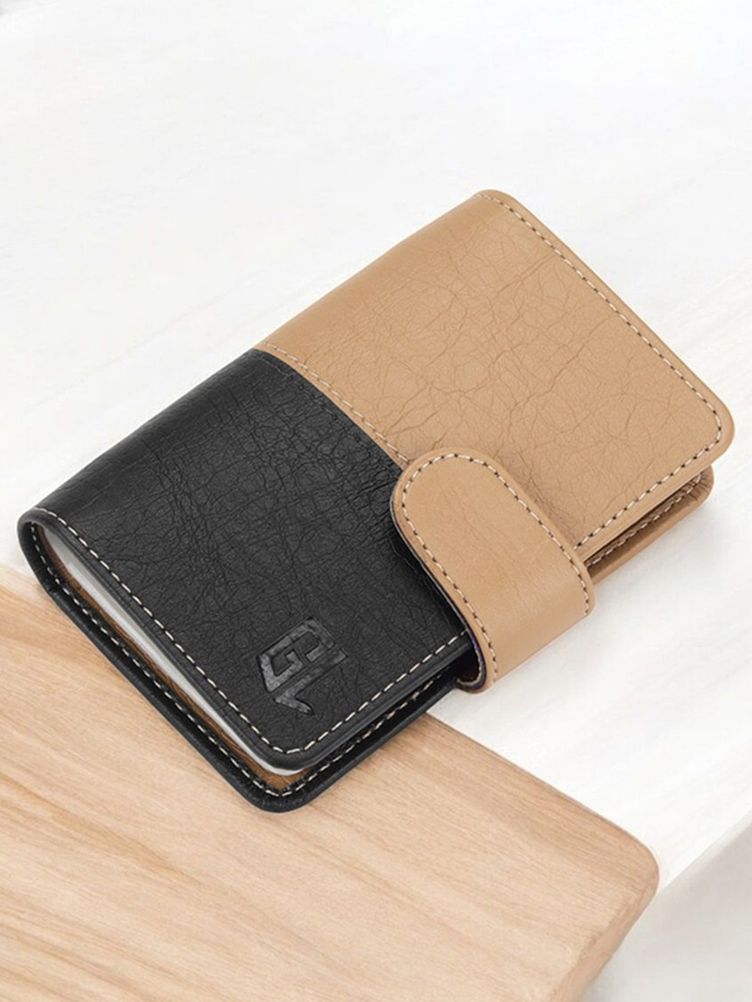 Geelark Men Colourblocked Card Holder