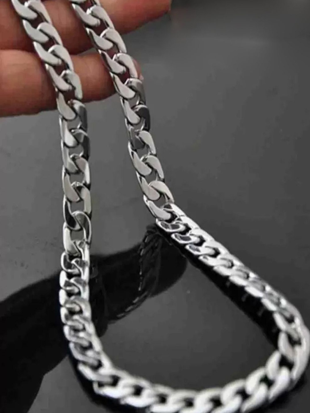 The Roadster Lifestyle Co Men Silver-Plated Cuban Chain