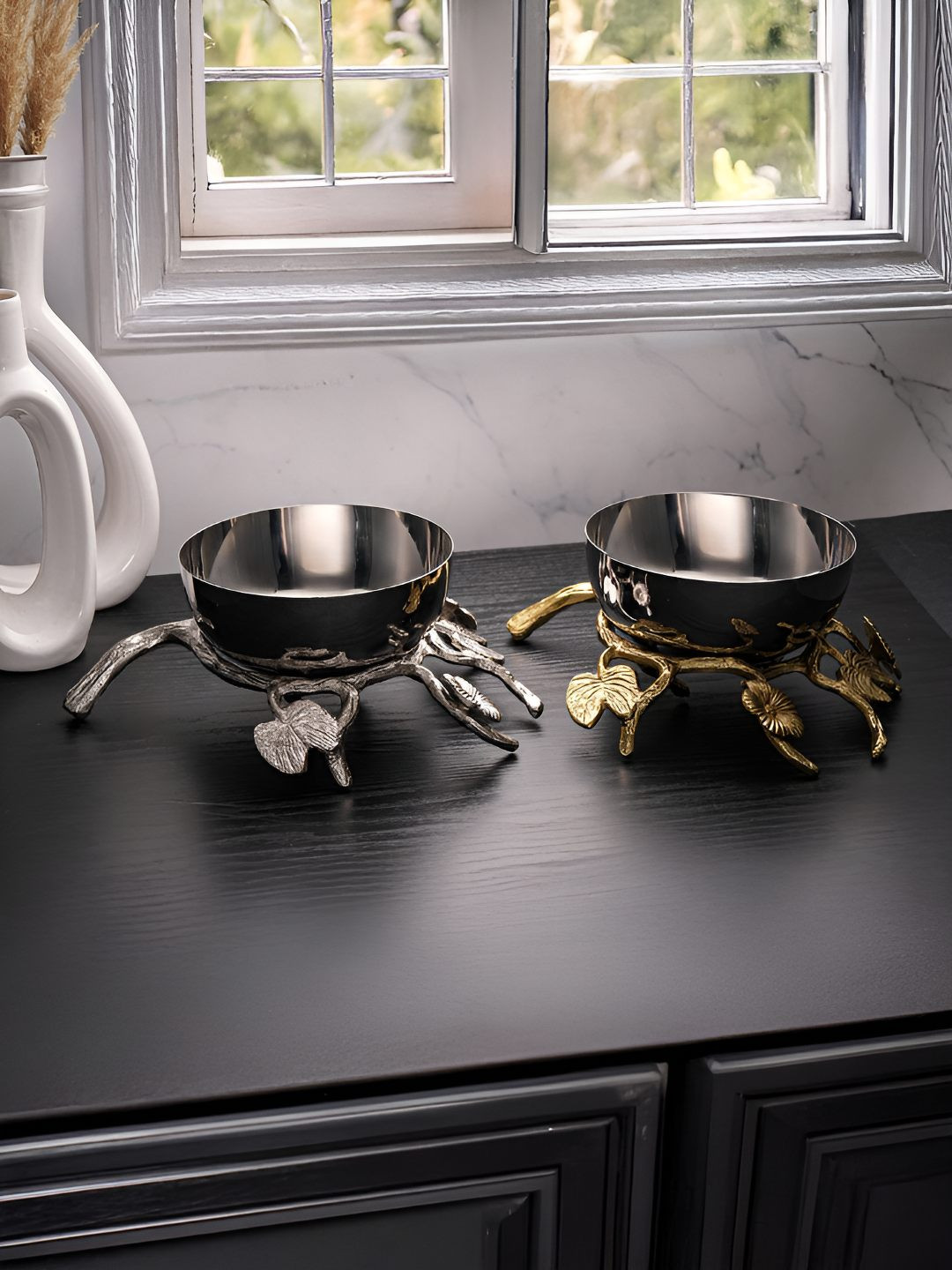 Troveas Petal Munch Silver-Toned 2 Pieces Aluminium Serving Bowl