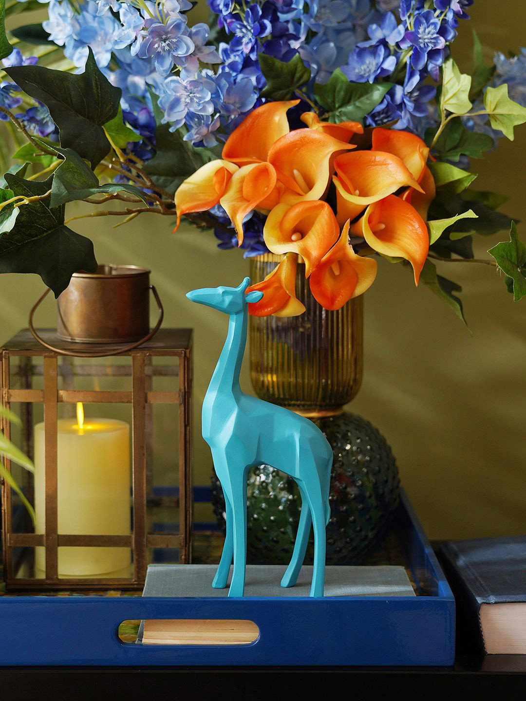Pure Home and Living Giraffe Blue Polyresin Glossy Living Room Medium Showpiece - 8.7 Inches