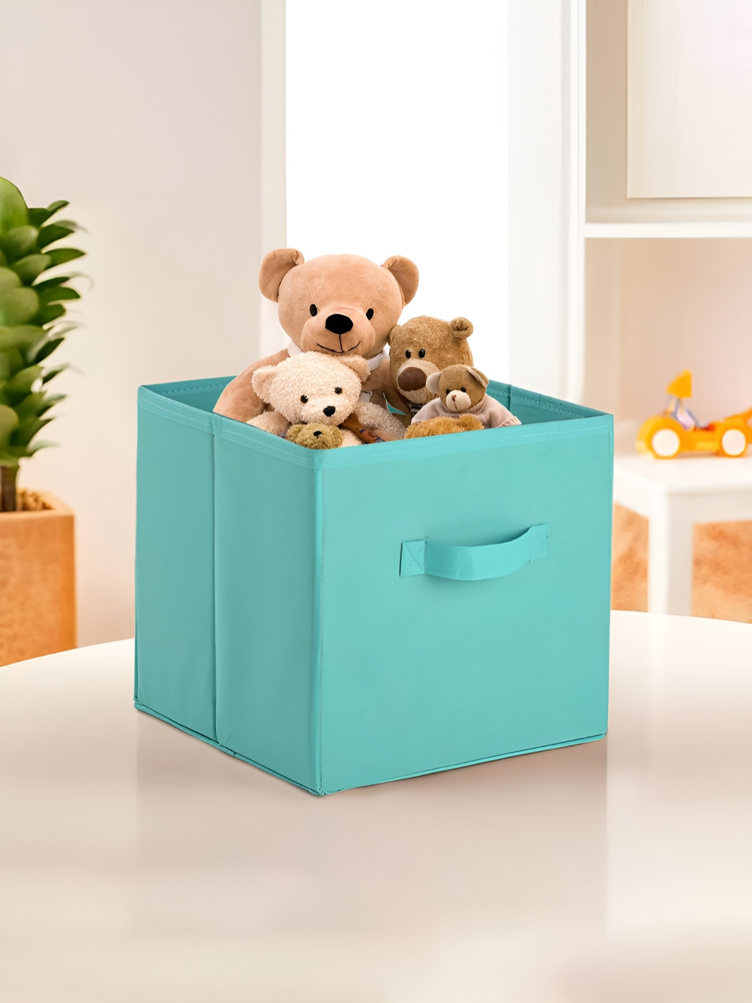 Aura Green Square Wardrobe Storage Organiser