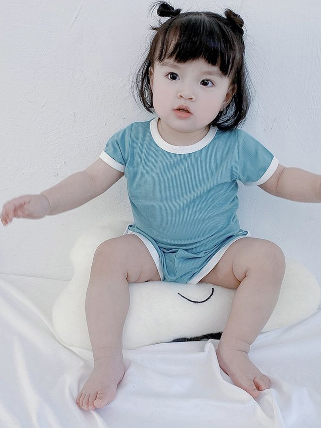 LULU & SKY Girls Crew Neck T-Shirt & Shorts Night Suit
