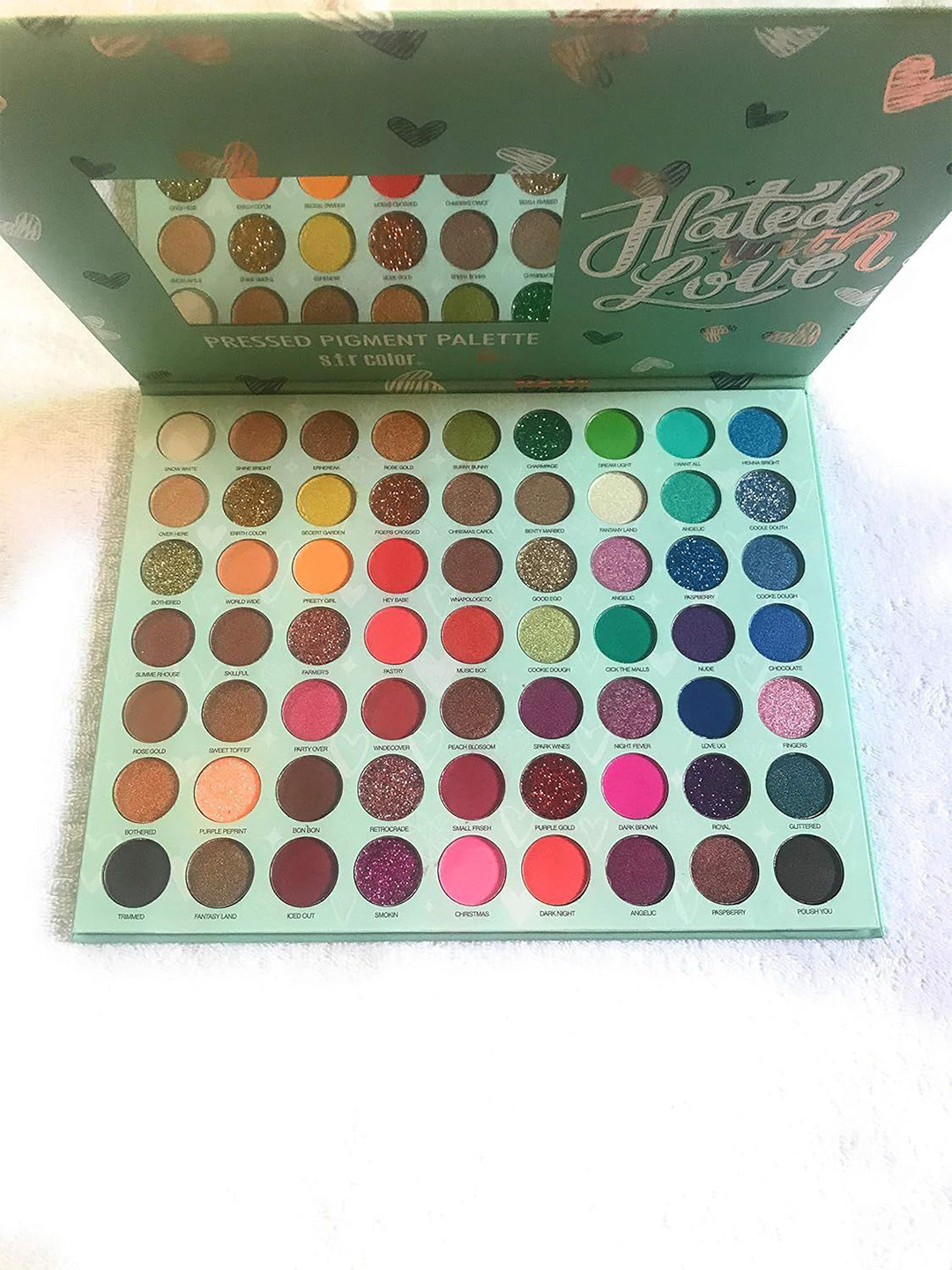 Cosmo Vibes Hated With Love Shimmery Finish Pressed Pigment Eyeshadow Palette - 100 g