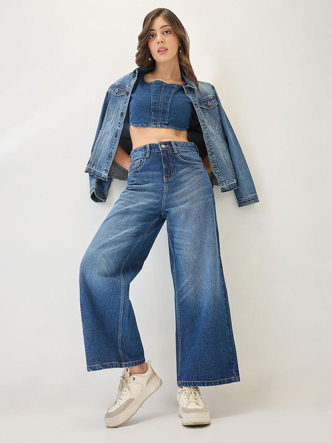 Globus Cotton Whiskers Effect Mid-Rise Wide Leg Denim Jeans