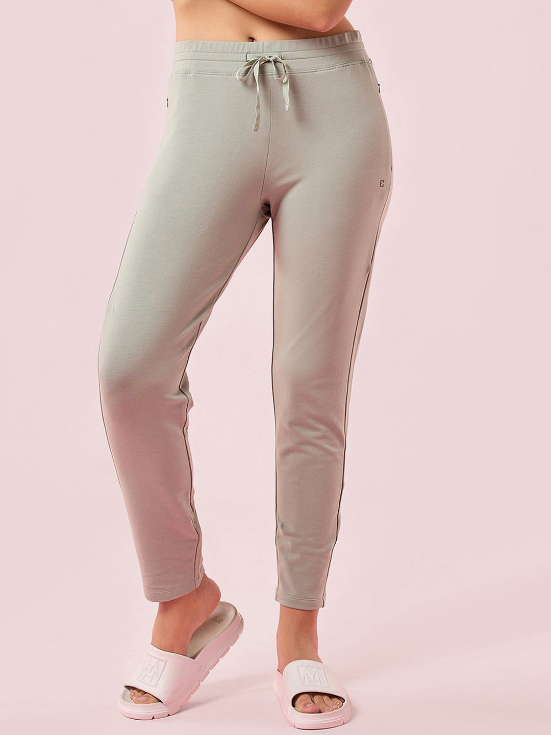 Enamor Slim Fit Mid Rise French Terry Ankle length Lounge Pant