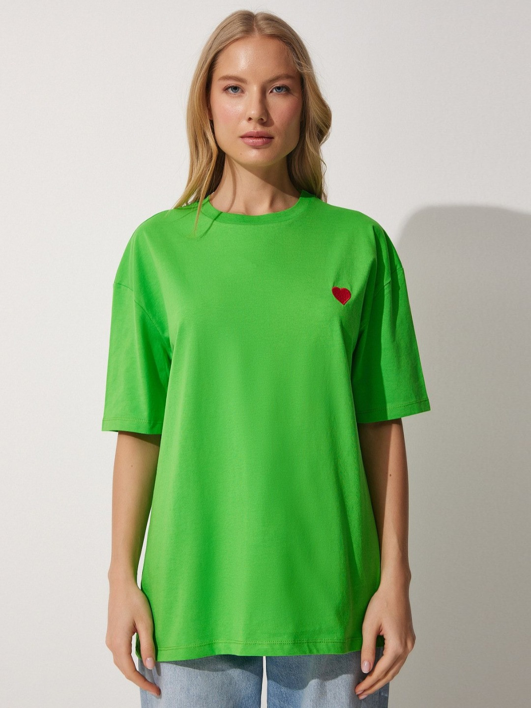 Happiness istanbul Women Polo Collar Extended Sleeves Applique T-shirt