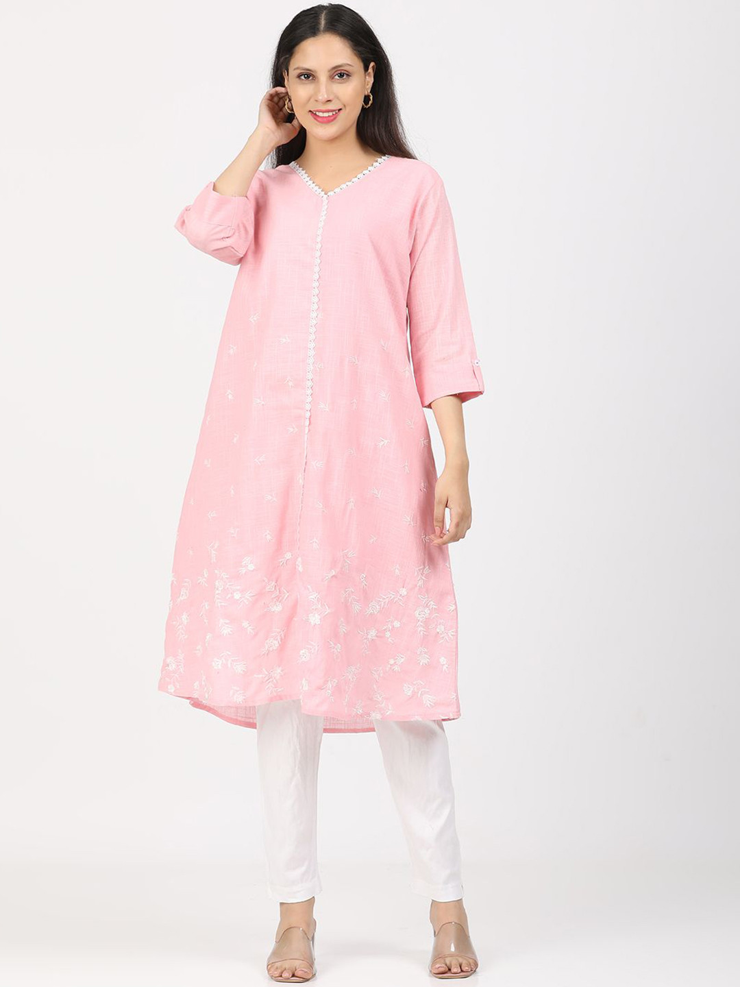GLORY & I Women Embroidered Thread Work Floral Kurta