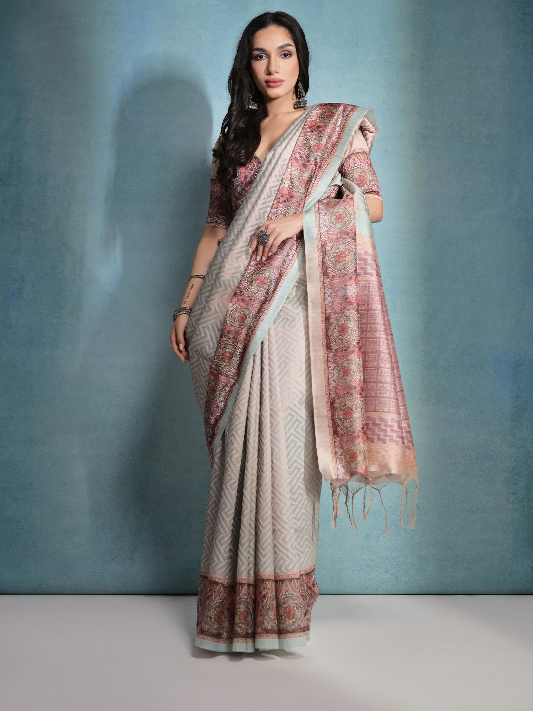 Ekta Textiles  Saree