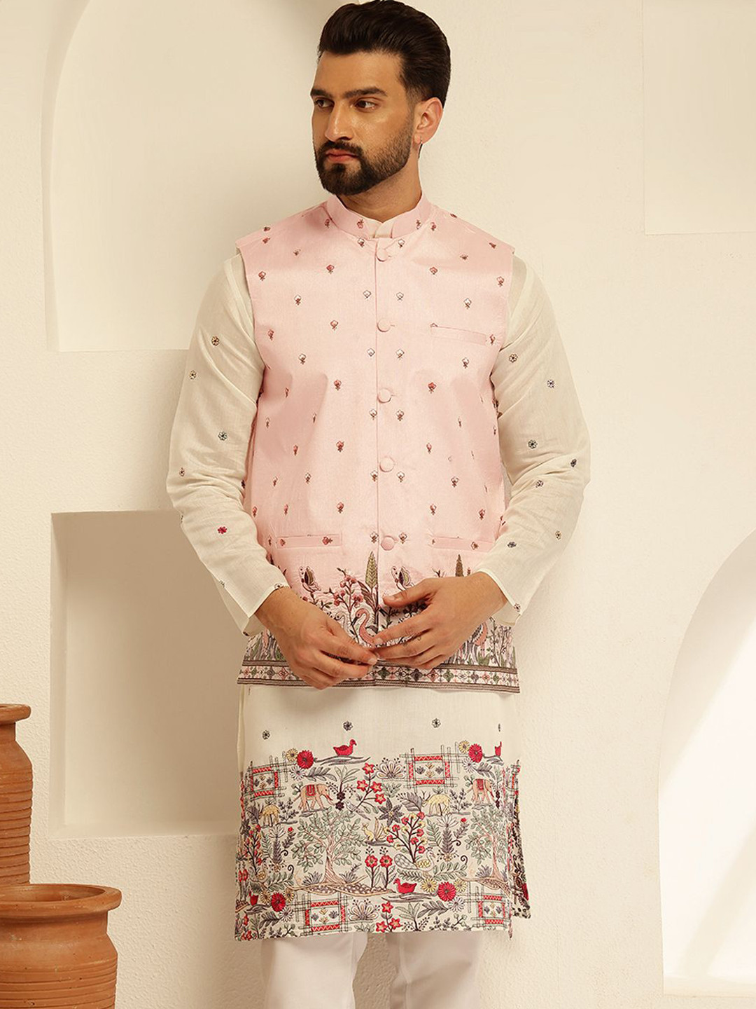 SOJANYA Embroidered Nehru Jacket