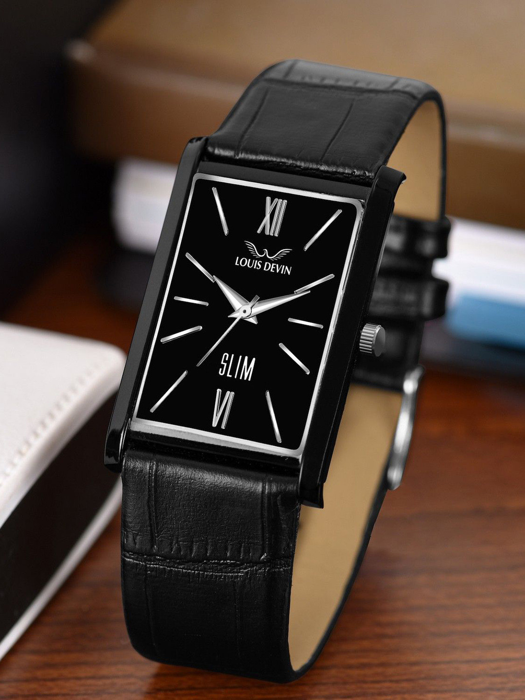 LOUIS DEVIN Men Brass Embellished Dial & Straps Analogue Watch LD-BK052-BLACK_NEW