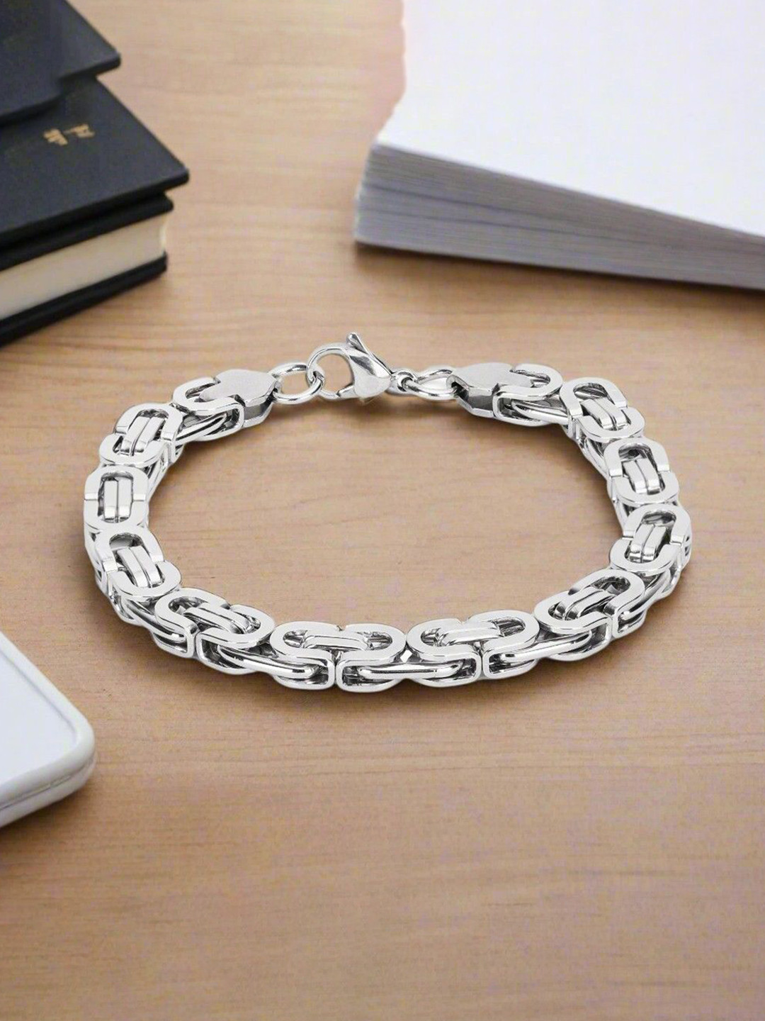 The Roadster Lifestyle Co Men Silver Plated Link Bracelet