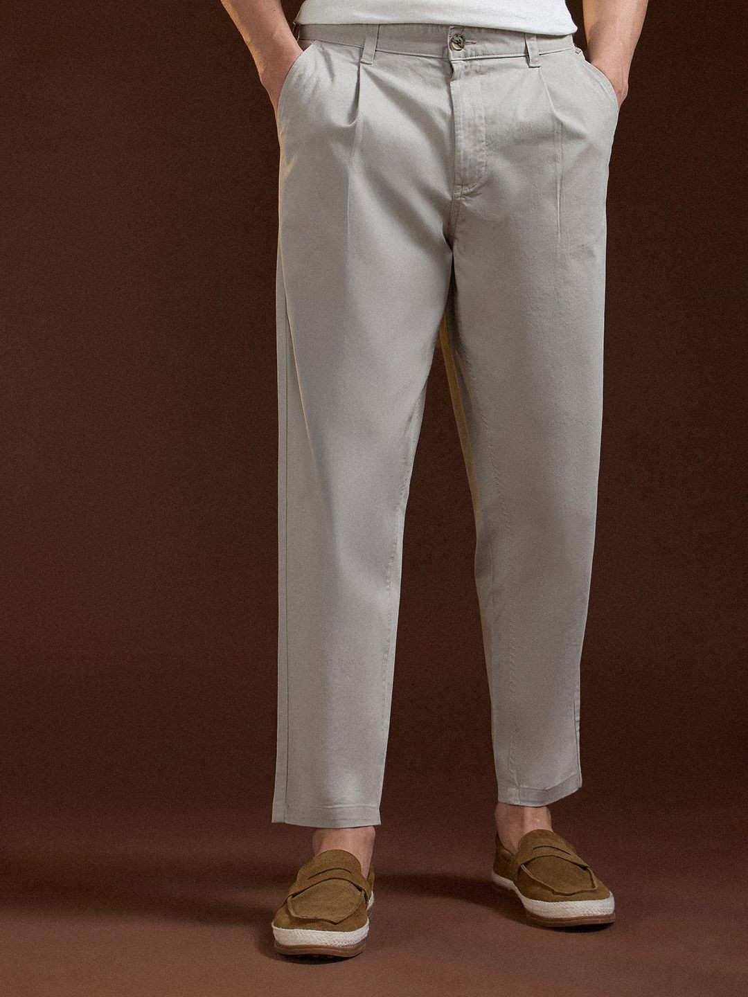 THE BEAR HOUSE Men Solid Cotton Cropped Chinos