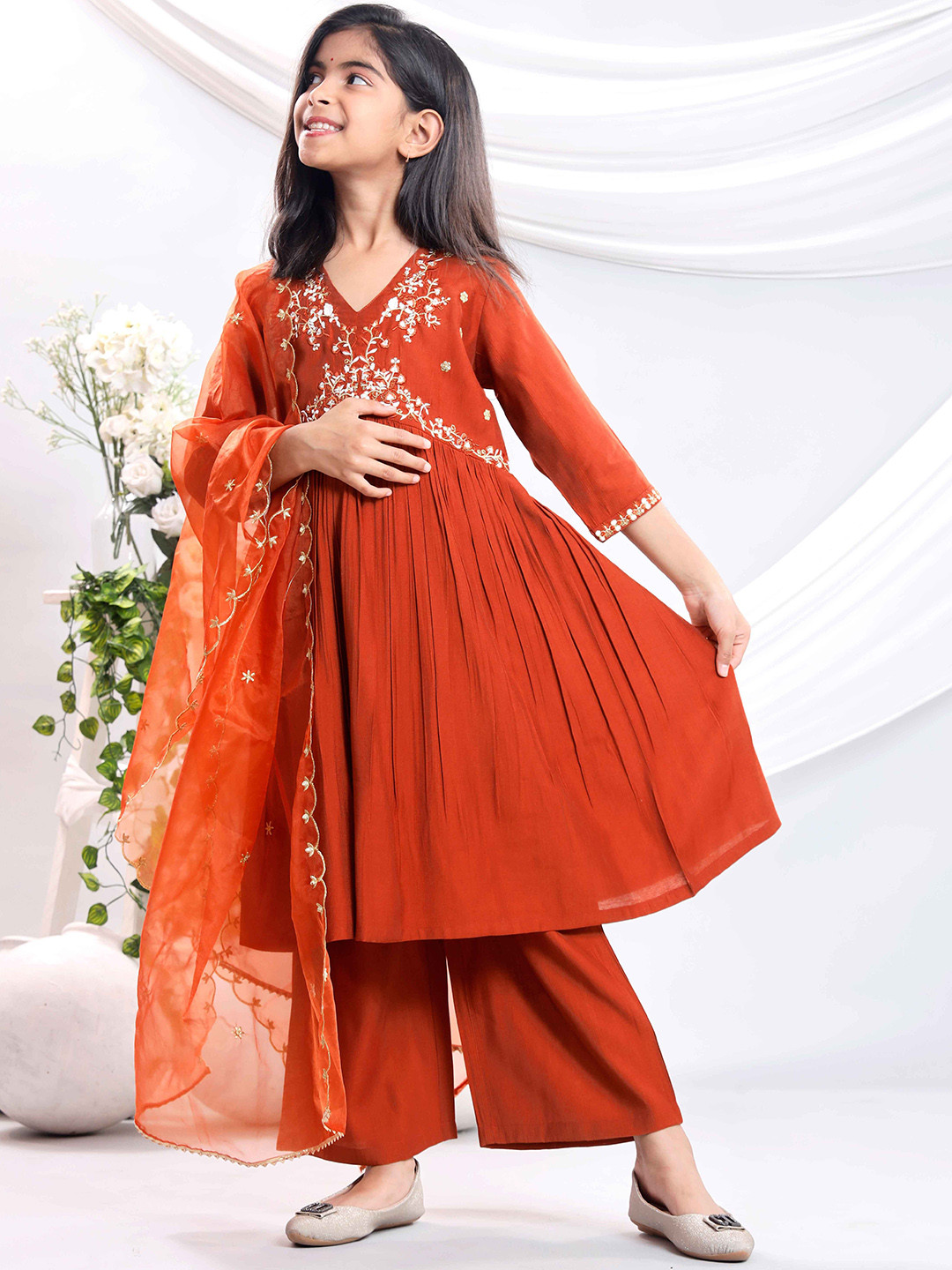misbis Sequinned Embroidered Floral Kurta Palazzo Set With Dupatta
