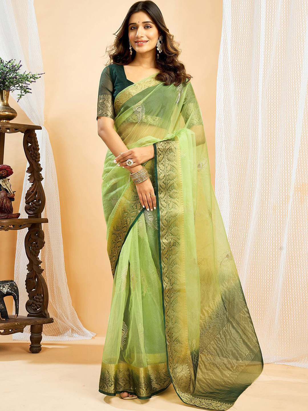DIVASTRI Ethnic Motifs Zari Organza Saree