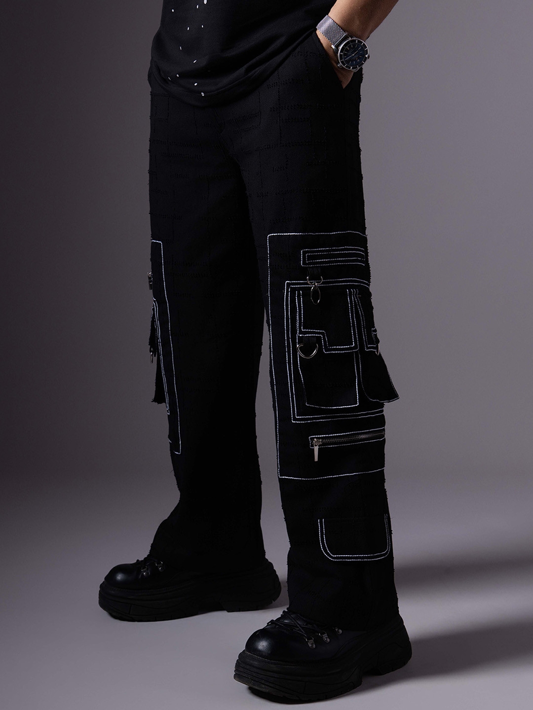 HOP HEAD Men Loose Straight Fit Low Distress Jeans