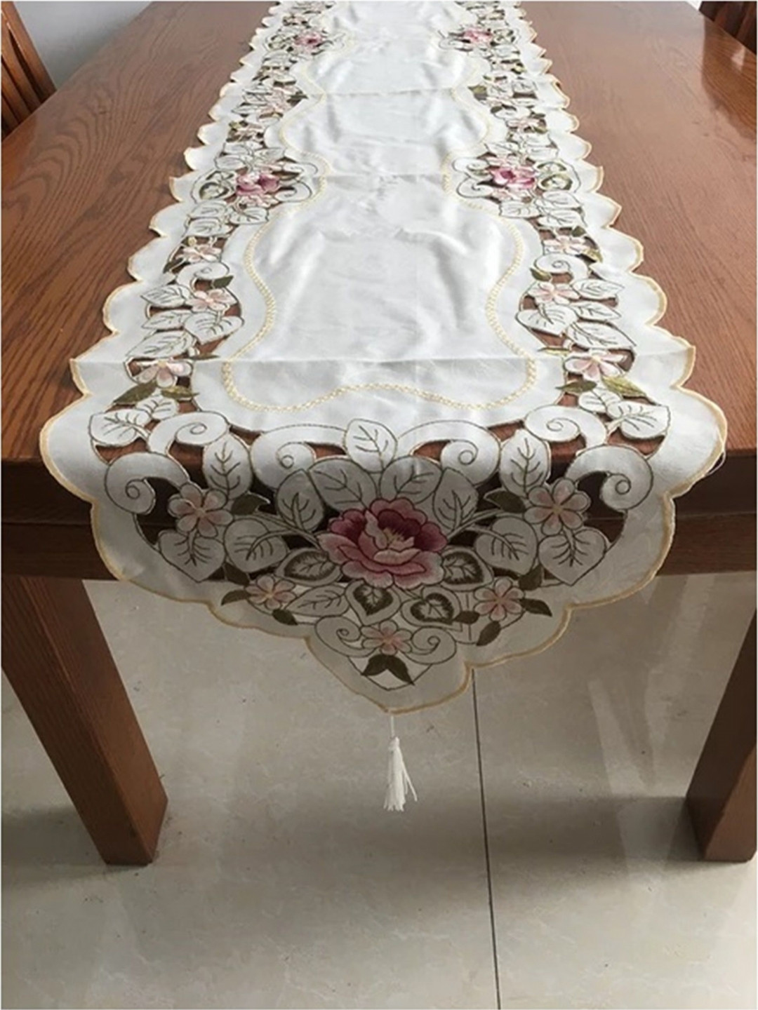 TANLOOMS Cream & Pink Embroidered Cutwork TableRunner