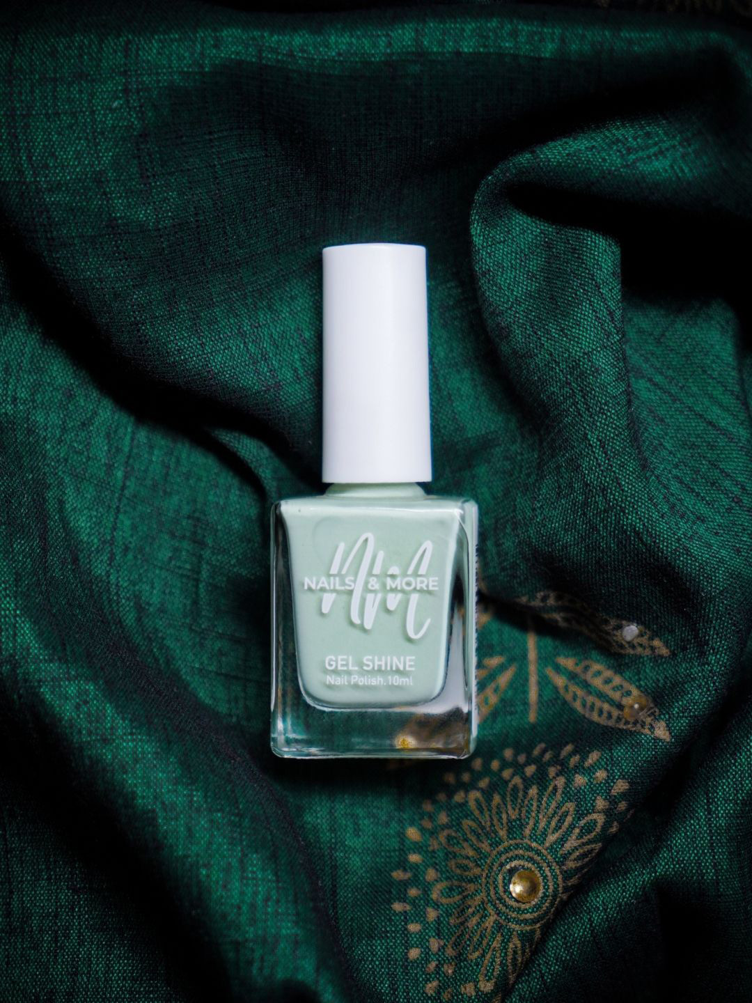 nails & more Gel Shine Glossy Argan Oil Long-Wearing Nail Polish - 10 ml - Pale Green 30