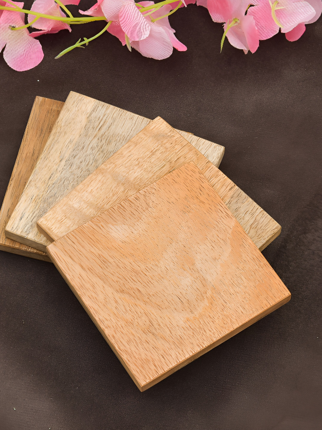OGGN Natural Set Of 4 Mango Wooden Tea Coaster