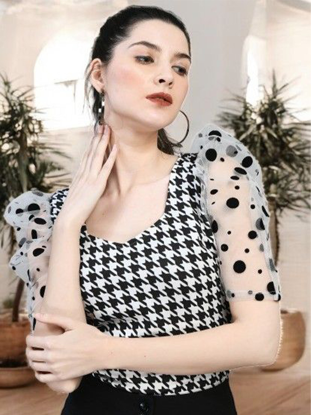 IUGA Geometric Checked Regular Top