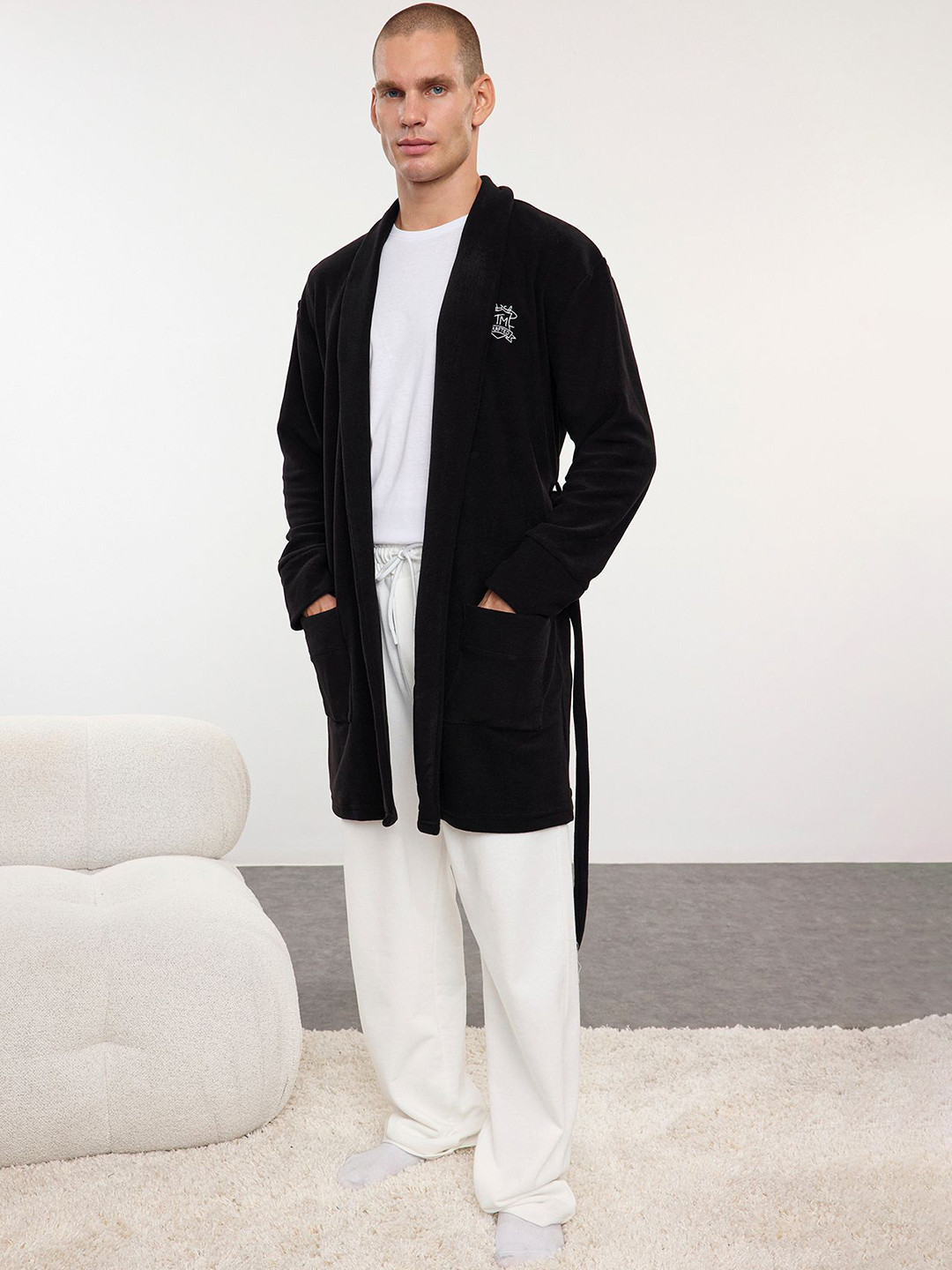 Trendyol Shawl Collar Neck Robe