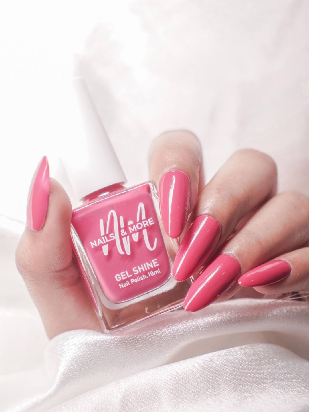 nails & more Gel Shine Argan Oil Glossy Long-Wearing Nail Polish - 10ml Hot Pink 20