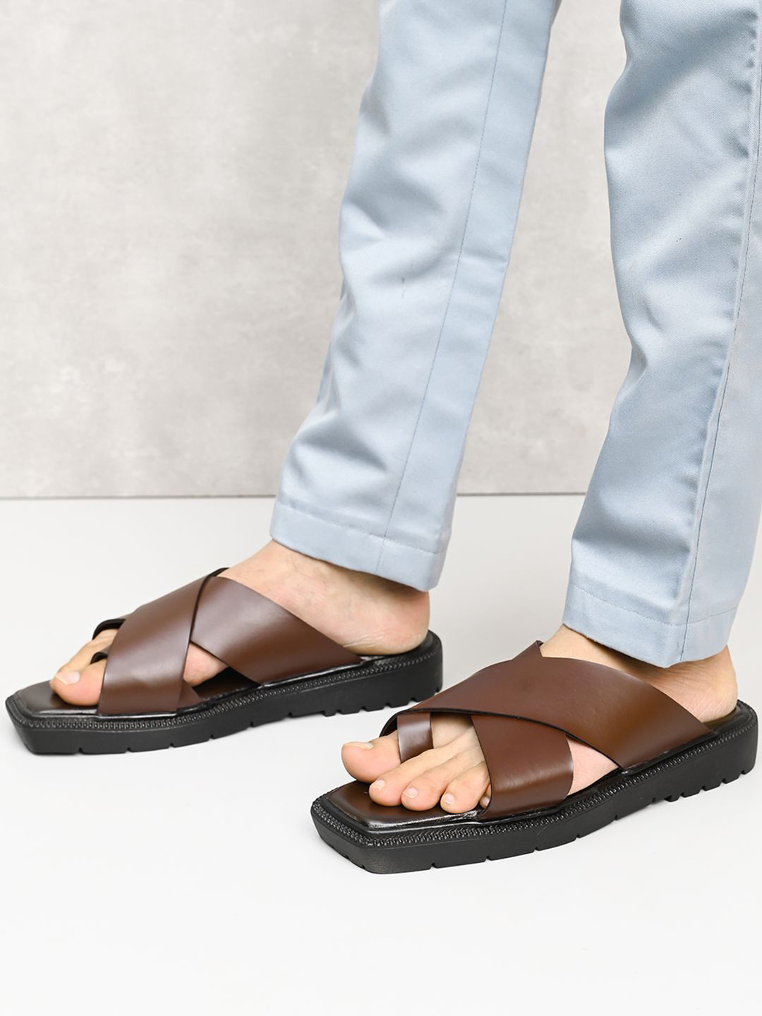 Anouk Men  One Round Toe  Sandal