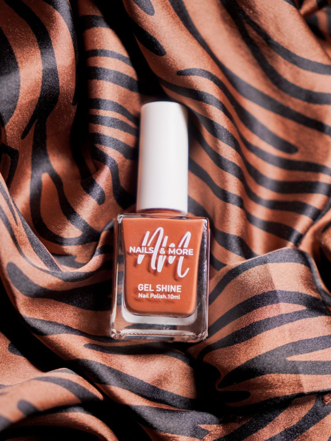 nails & more Gel Shine Chocolate Brown Classic Appeal Nail Polish 10 ml - Saddle Brown 46