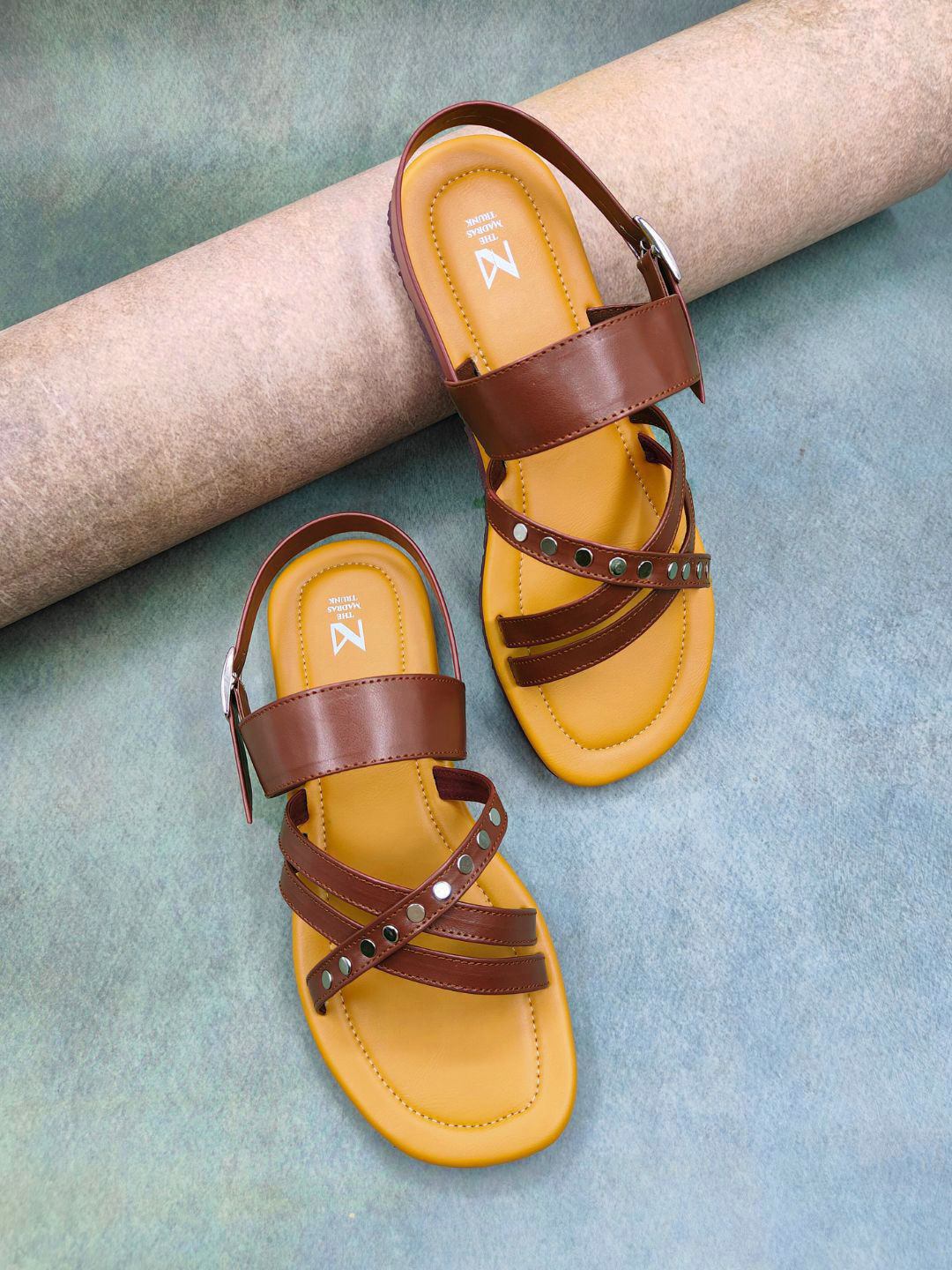 THE MADRAS TRUNK Women Open Toe Sandals