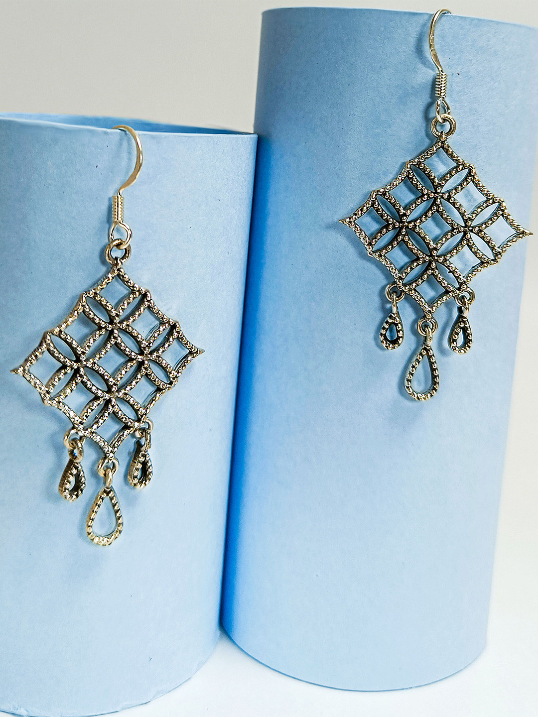 INARI SHINES925 Silver Oxidised Square Dangles