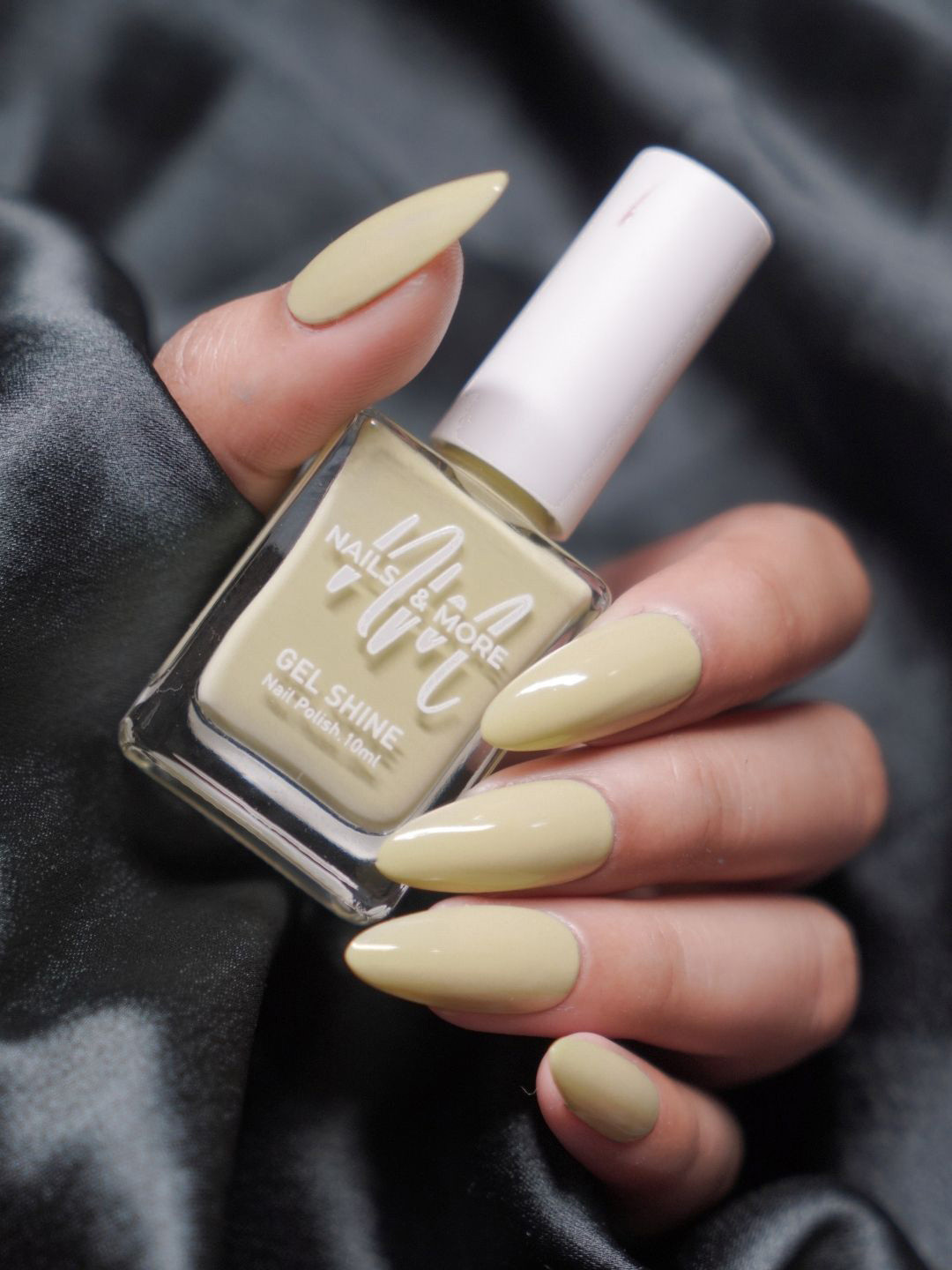 nails & more Gel Shine Argan Oil Glossy Long-Wearing Nail Polish - 10ml Lemon Green 32