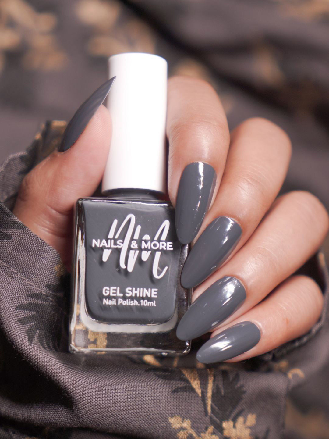 nails & more Gel Shine Argan Oil Glossy Long-Wearing Bold Nail Polish - 10 ml Dark Grey 50