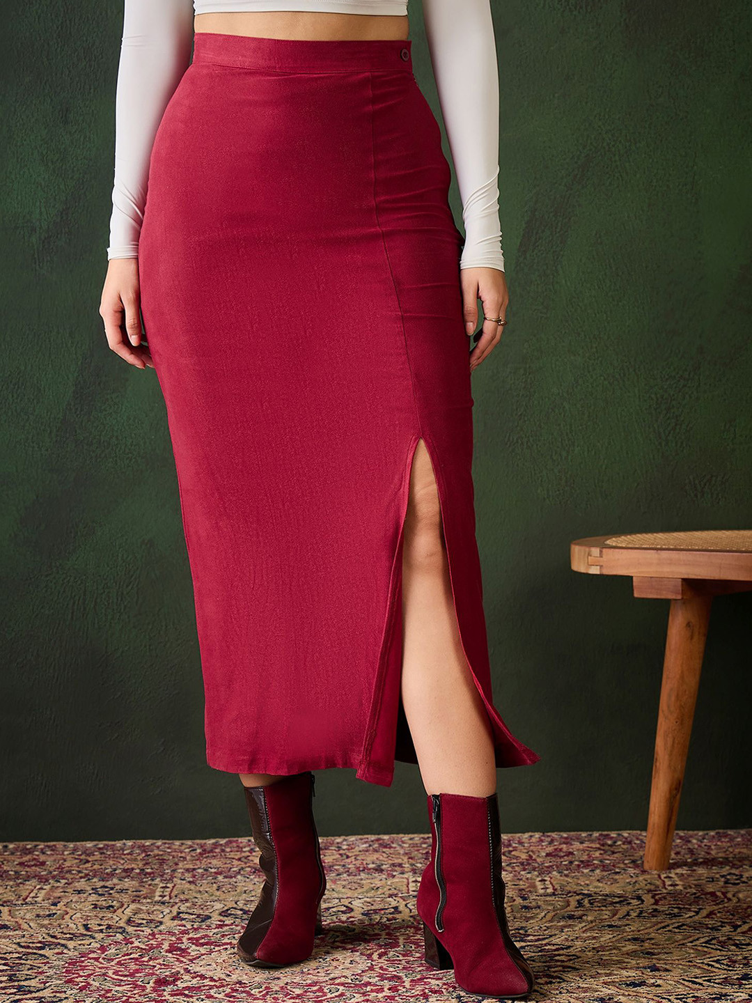 Chemistry Side Slit Maxi Skirt