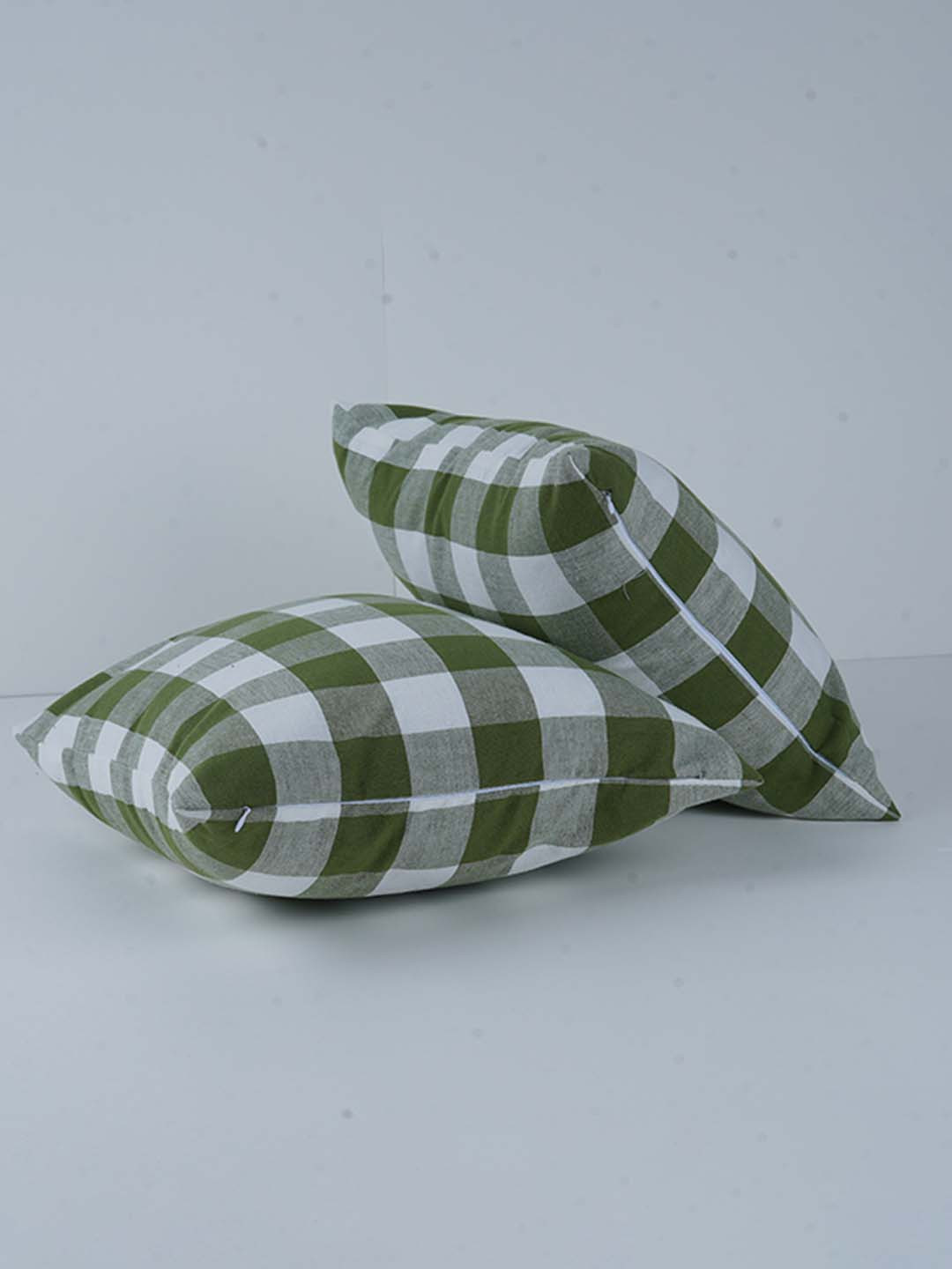 SKANDA FAB Green & White 2 Pieces Checked Cotton Sofa Cushions