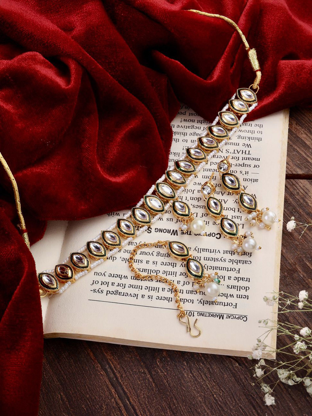 SHONA'S STYLE Gold-Plated Kundan Studded JewellerySet