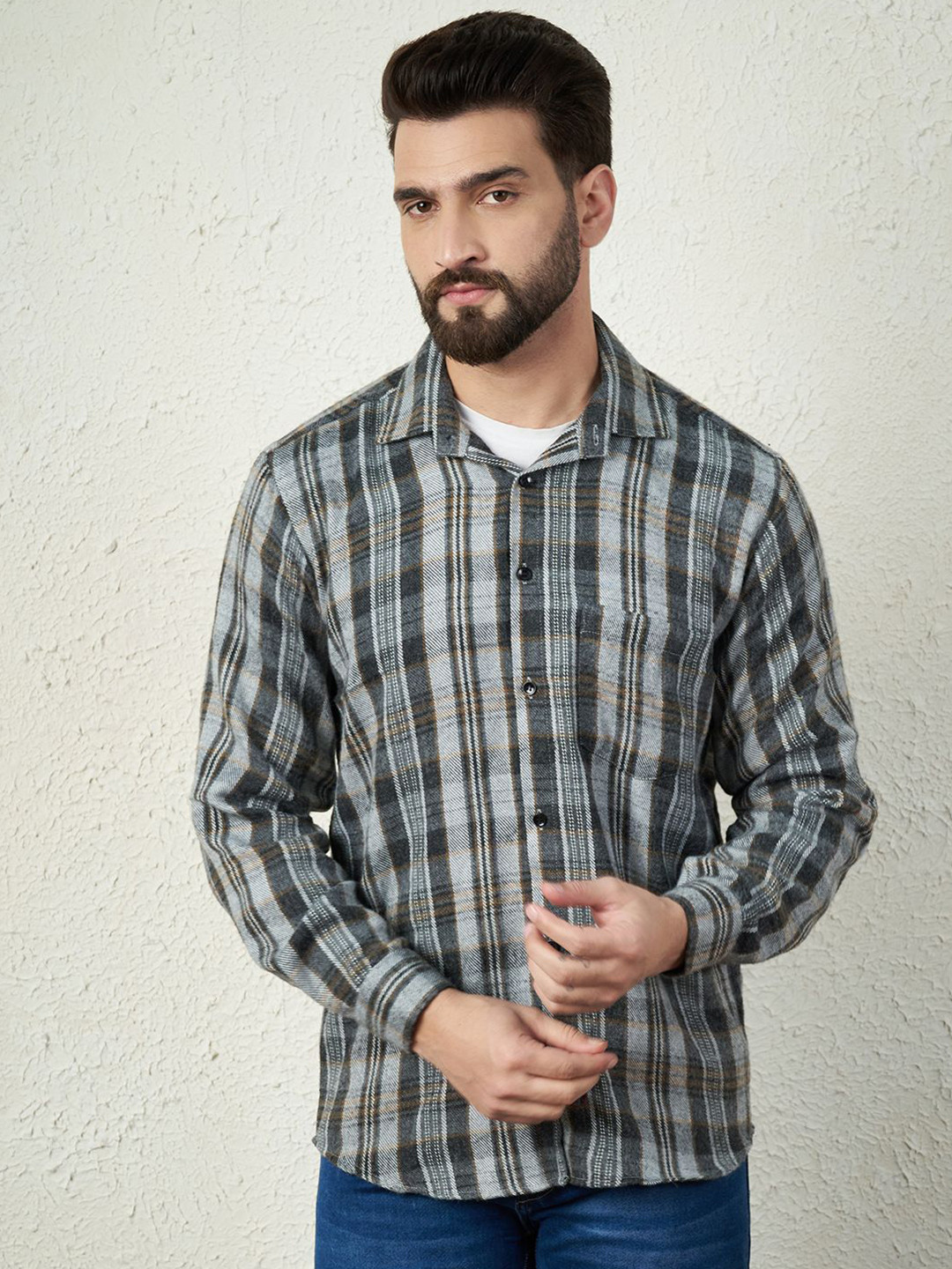 Bigreams Men Regural Fit Tartan Checkered Flannel Shirt With Patch Pocket